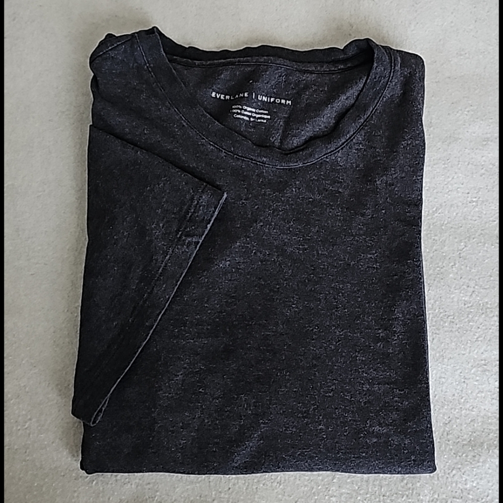 Everlane l Uniform Organic Cotton Tee Shirt